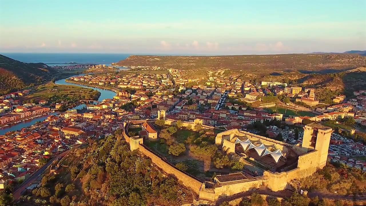 Madalen Guest House Боса Экстерьер фото